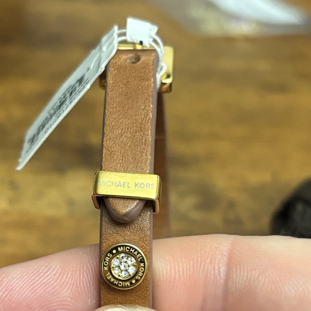 Michael Kors NWT Heritage logo leather bracelet - Picture 6 of 6